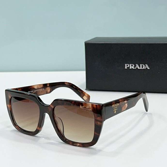 Picture of Prada Sunglasses _SKUfw57303358fw